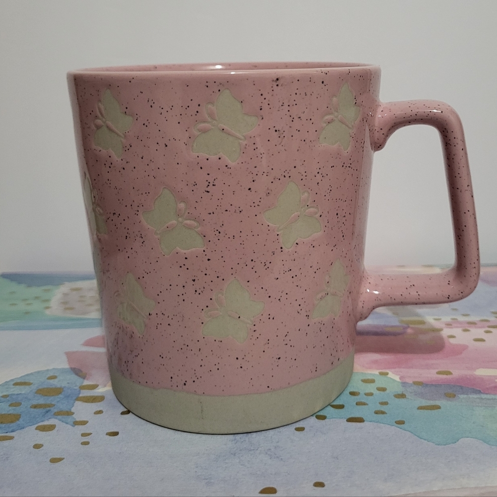 10 Strawberry Street Pink Speckled Mug with Butterfly Design Justin NYC